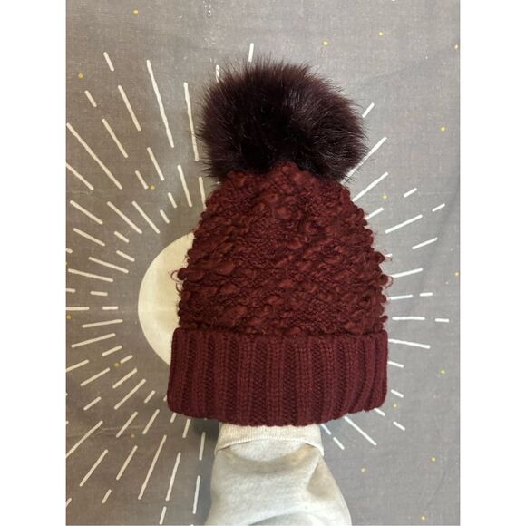 NWOT Free People Maroon Beanie - Picture 2 of 4